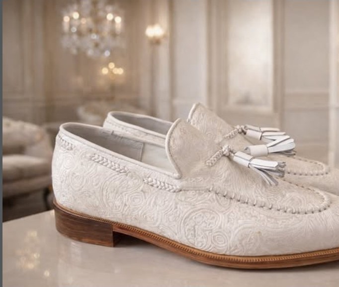 Men's height elevation Marikina, ivory brocade tassel loafer